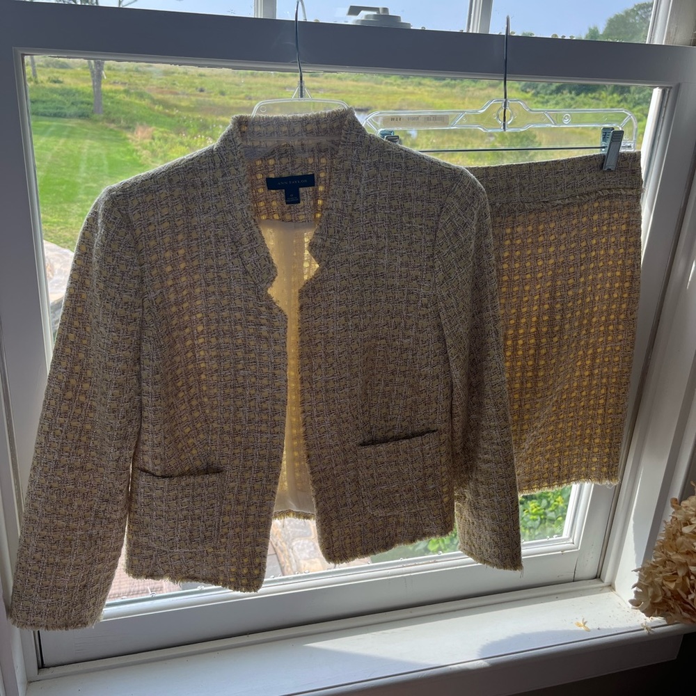Ann Taylor 2-Piece Suit